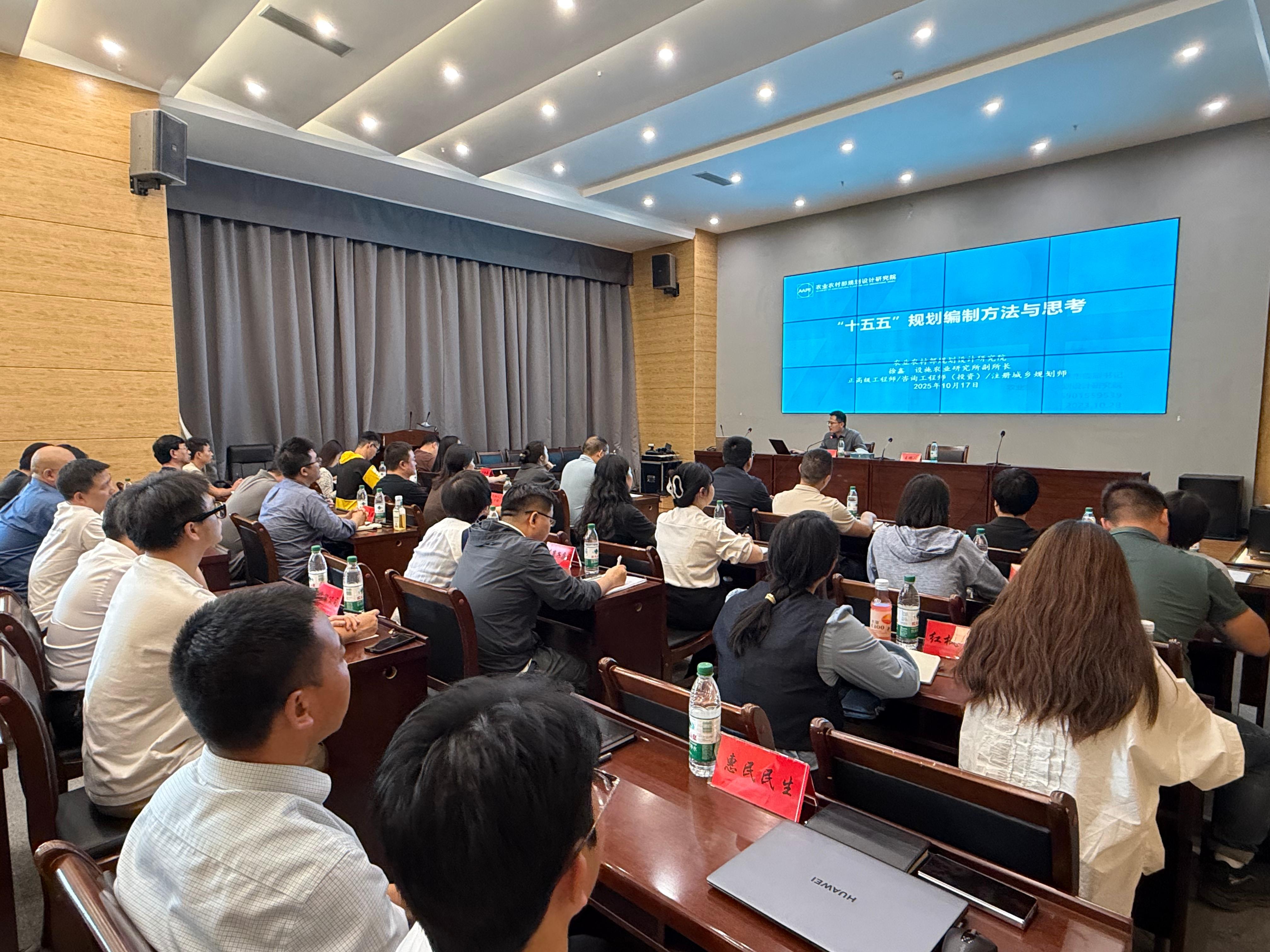 0c839f1d-66f8-475b-9be8-0b2229b0fdb3.jpg 0c839f1d-66f8-475b-9be8-0b2229b0fdb3.jpg